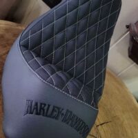 Motorradsitzdesign Harley Davidson Softail